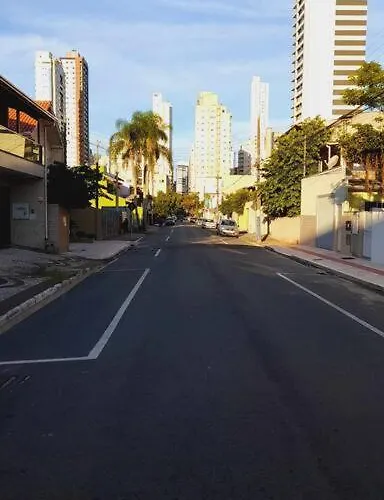 Casa Terrea No Centro Proximo A Praia!